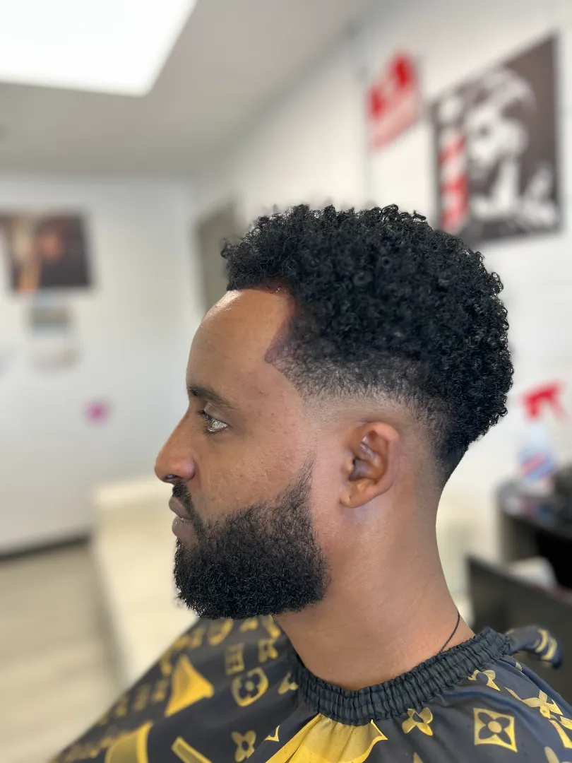 Galaxy A17 Barbershop milkias 5x7 (4)